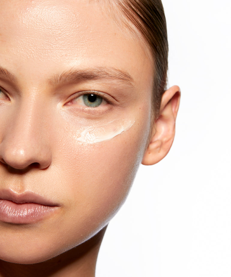  Ella Bright contorno de ojos de Ella Park — reduce líneas finas, ojeras y bolsas.